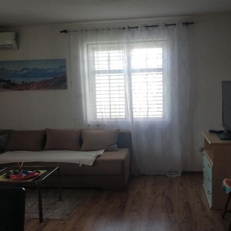 Vacation House Loreta Sveti Rok المظهر الخارجي الصورة
