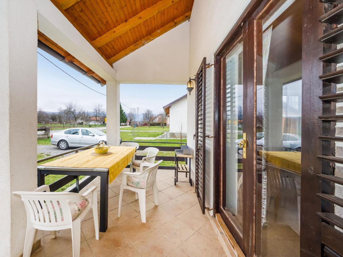 Vacation House Loreta Sveti Rok المظهر الخارجي الصورة